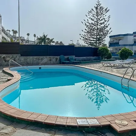 Lightbooking Montenegro Appartement *